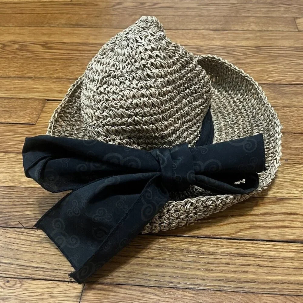 Walt Disney World Womens Straw Sun Hat Adult One Size Beige w/ Black Ribbon